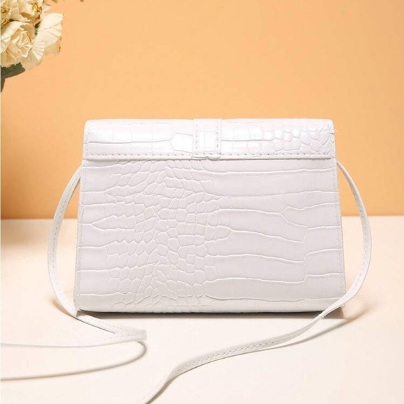 ⚠️Clearance White Mini Crocodile Print Crossbody Bag - Picture 5 of 6